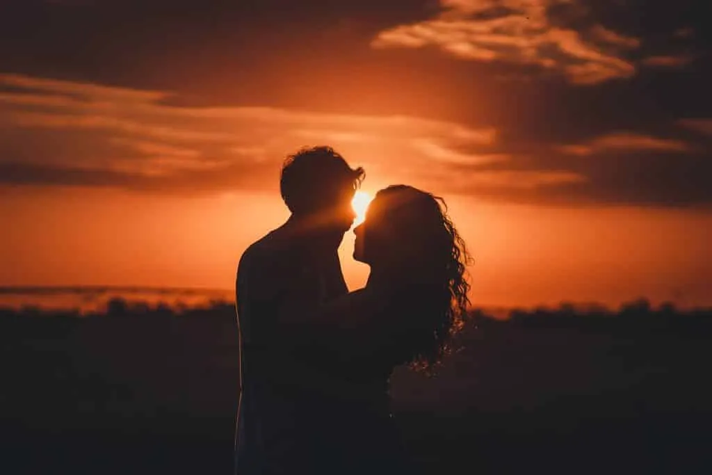 Giải mã mơ thấy người yêu cũ nhiều lần