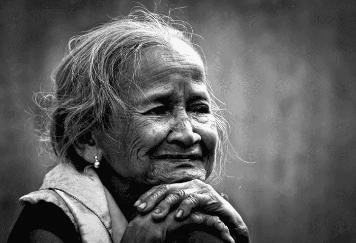 Chiêm bao thấy đám tang của bà nội