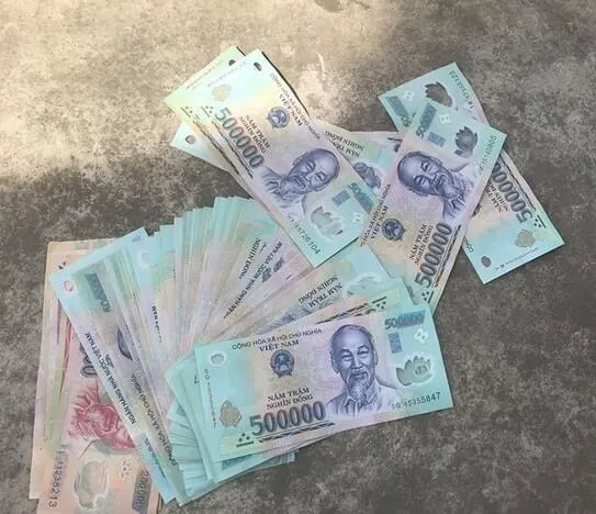Mơ thấy đánh mất tiền 500 nghìn