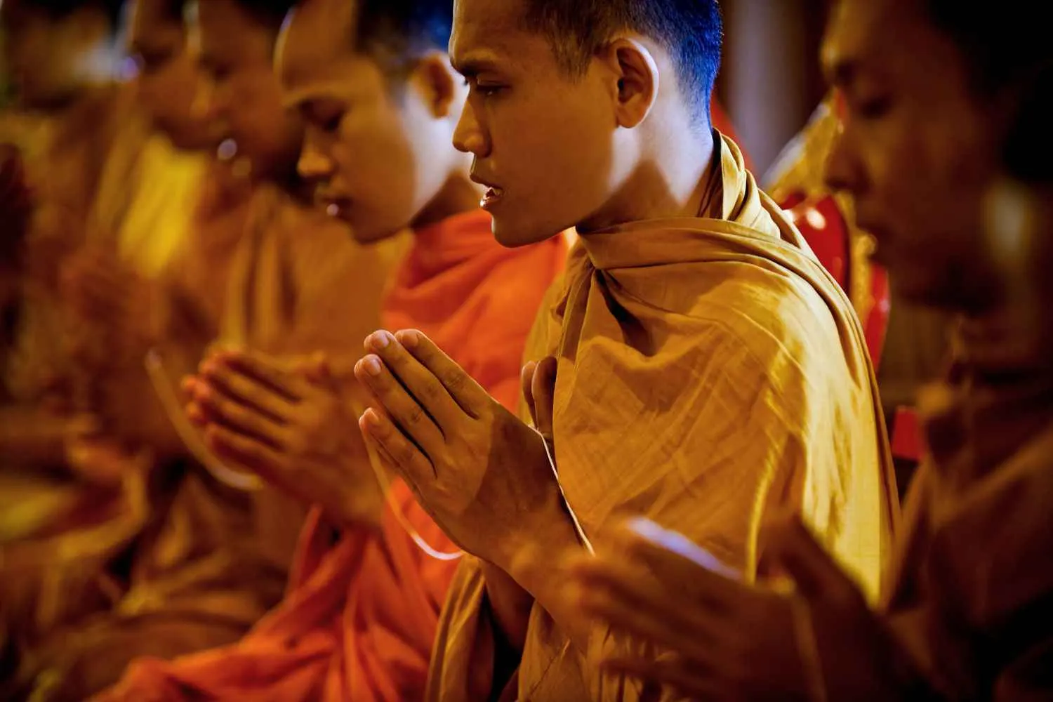 Chiêm bao thấy nhiều nhà sư