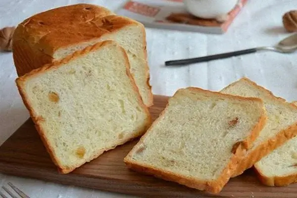 nằm mơ thấy bánh mì hình vuông
