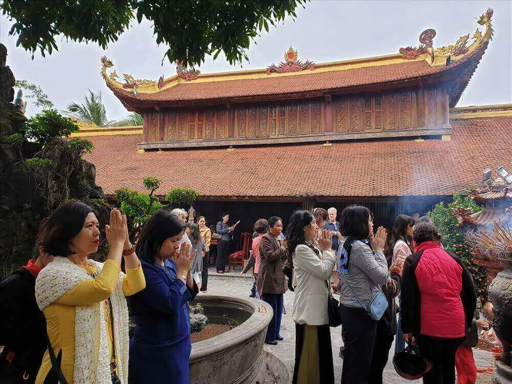 Mơ thấy đi lễ phật ở chùa