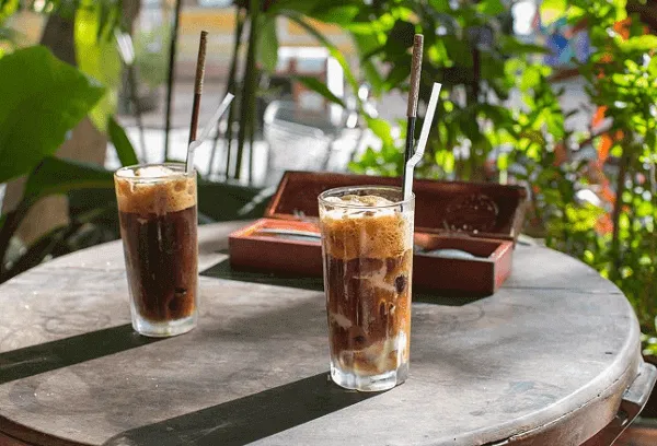 Mơ thấy đi uống cafe đánh con gì