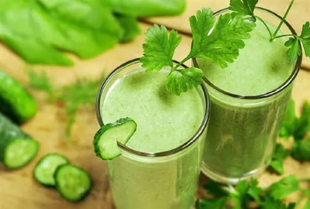 Mộng thấy uống nước ép dưa chuột