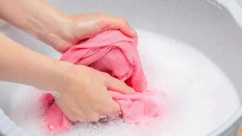 nằm mơ thấy quần áo đánh số gì