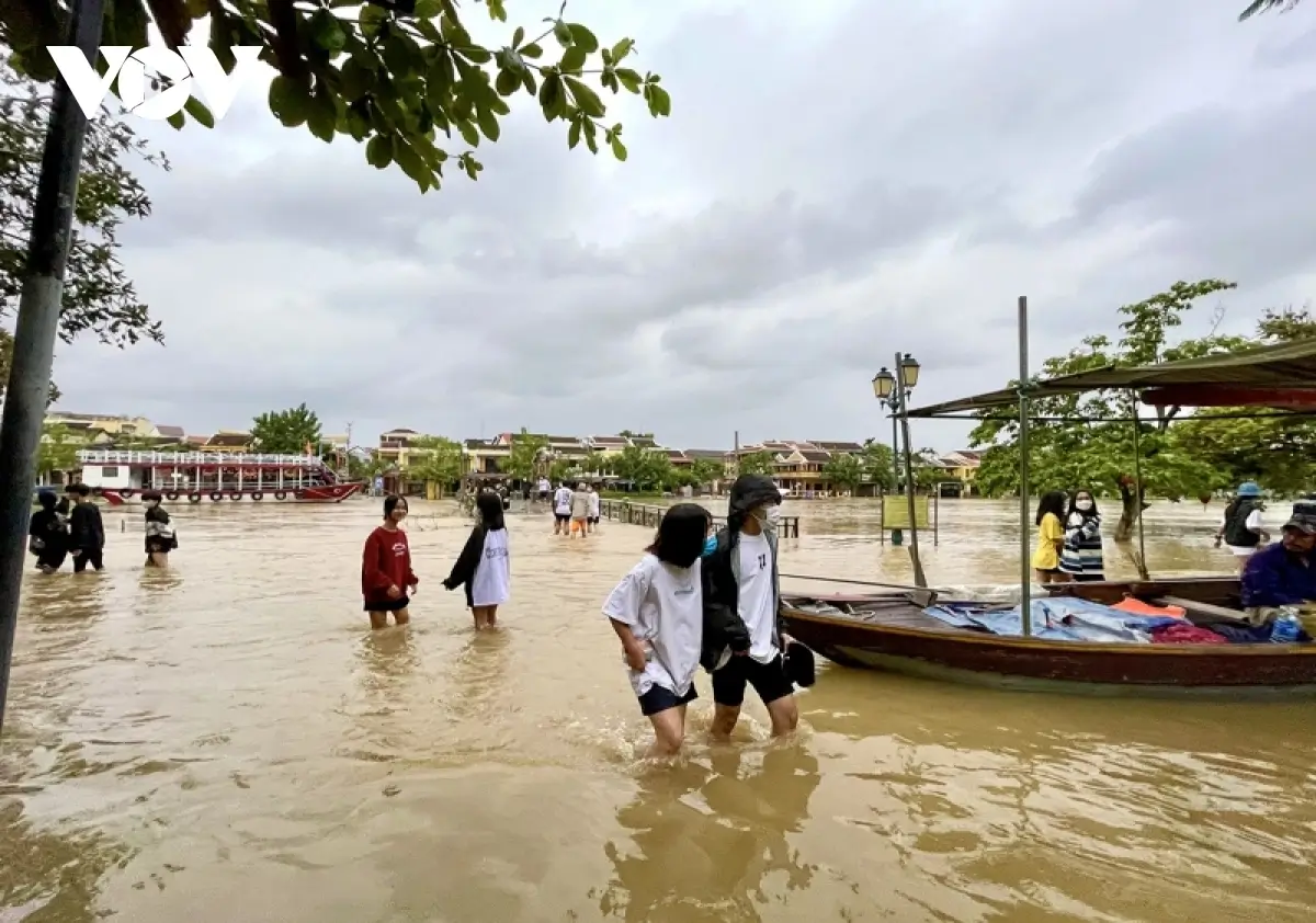 Mộng thấy lội nước lụt